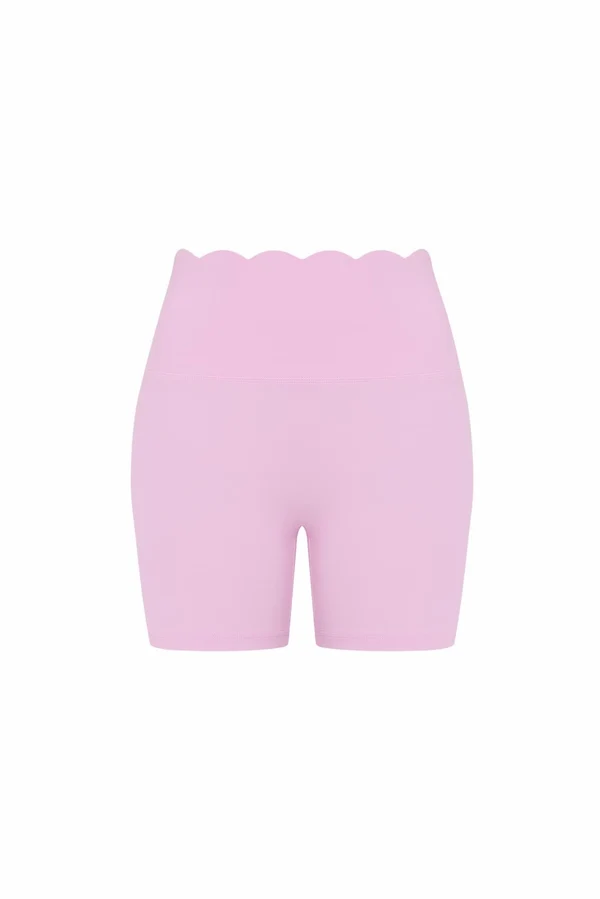 High-Waist Scallop Scrunch Short - Sakura Zen
