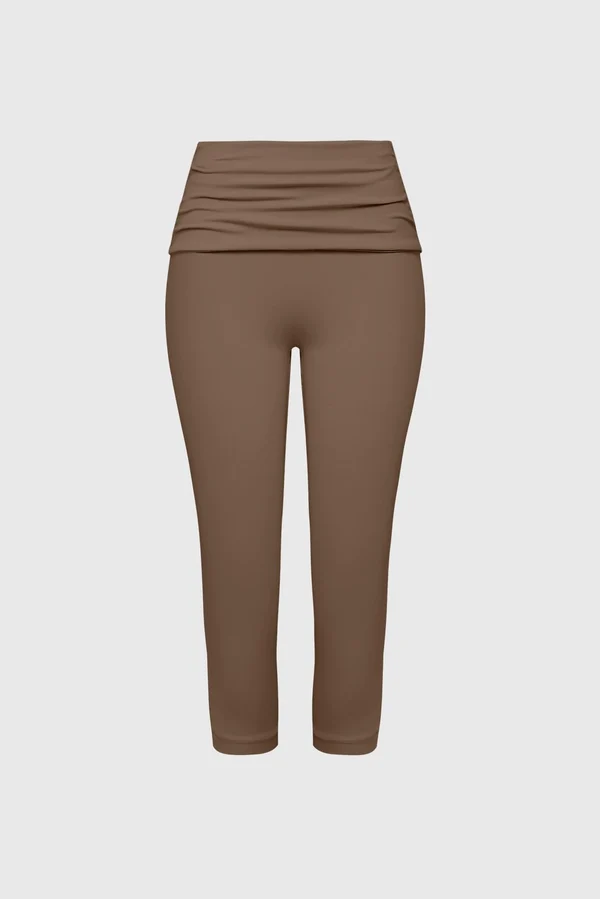 Riviera Low Rise Capri Legging - Desert Truffle