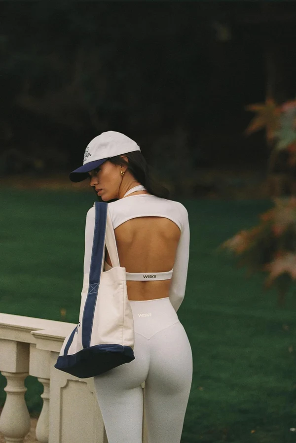 Riviera V-waist Scrunch Legging - Oat Milk